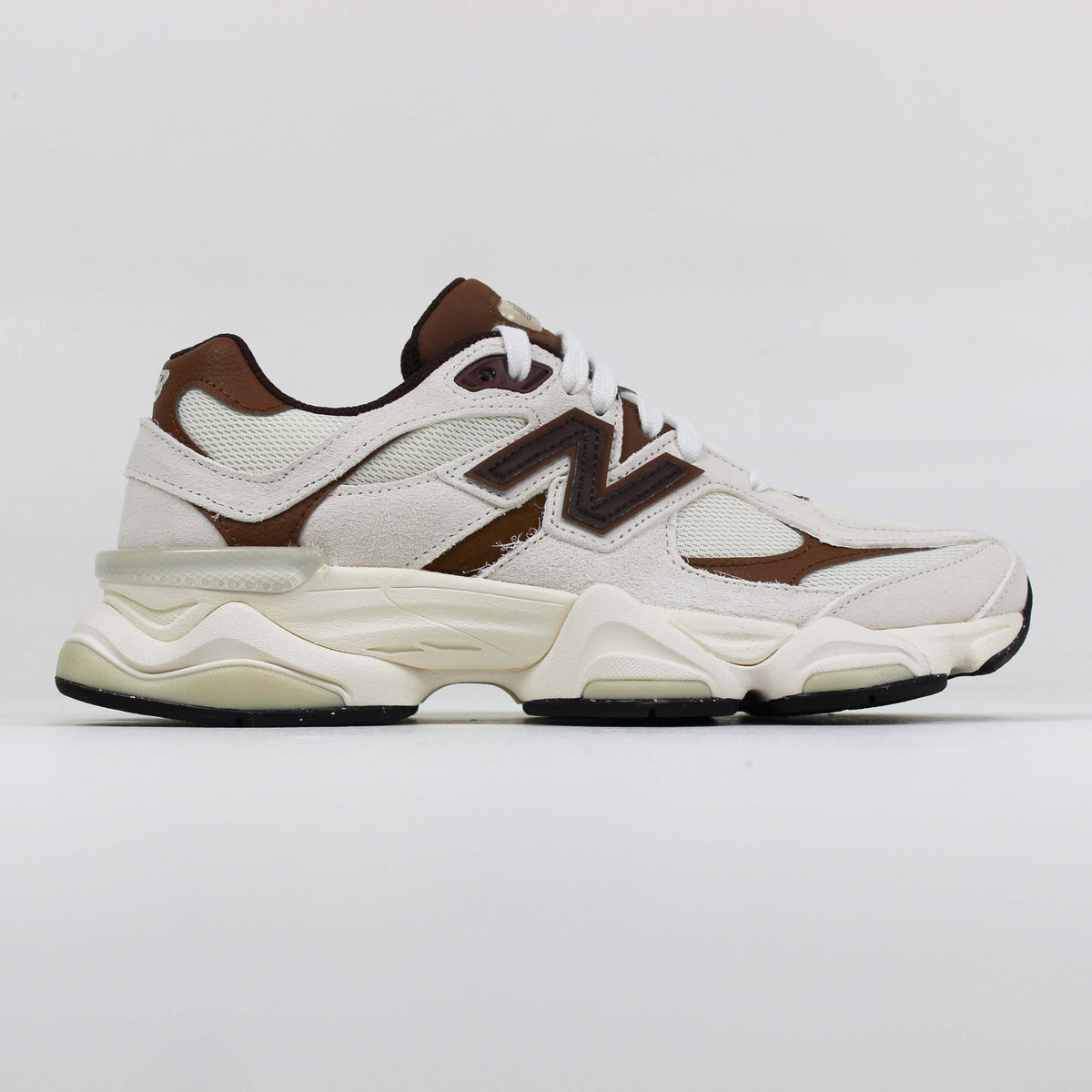 Tênis New Balance 9060 Unissex Bege e Marrom