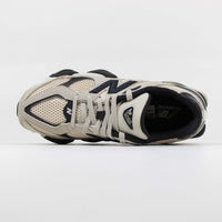Tênis New Balance 9060 Bege e Preto